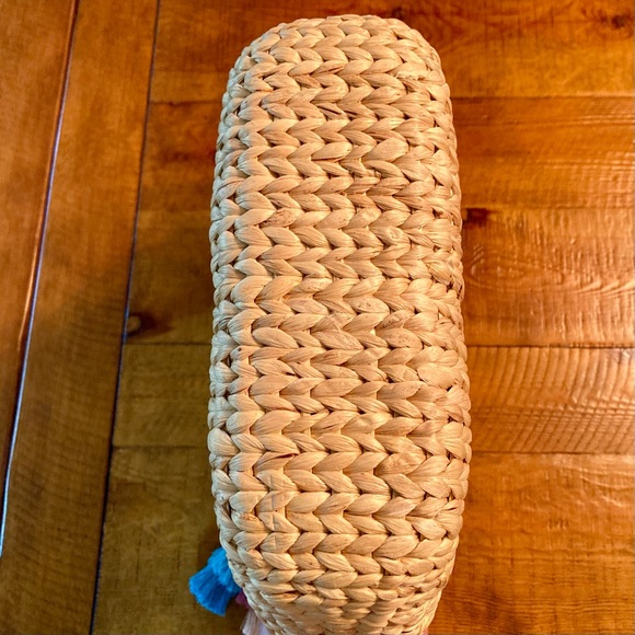 NEW Natural Hyacinth Raffia Straw Purse Tote Bag Tassel Tropical Size 12 x 14" - Picture 5 of 11